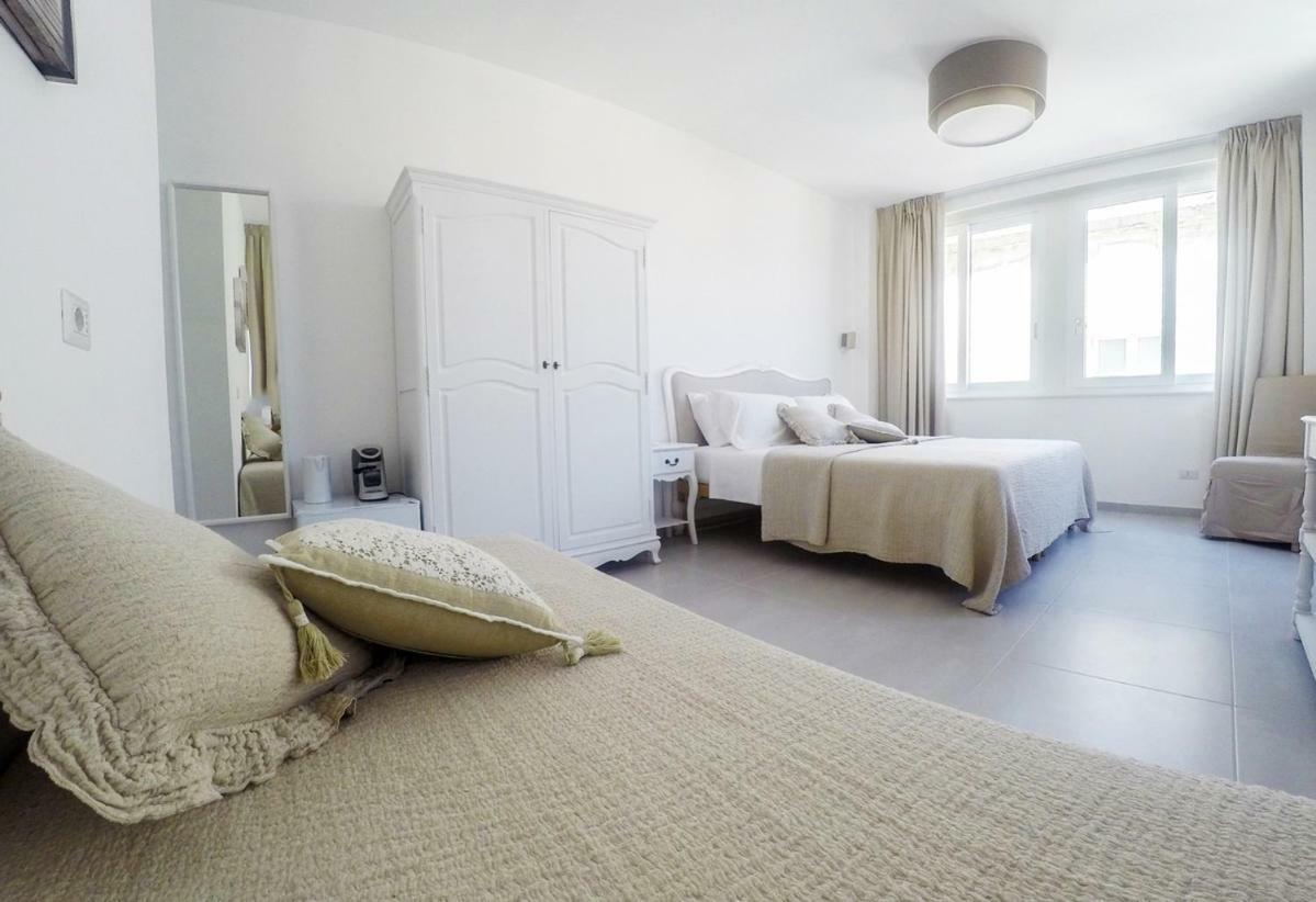 Central Suites Lecce Exterior foto